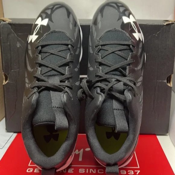 BNWT Under Armour Sports shoes Black/White 10.5 - Picture 3 of 6